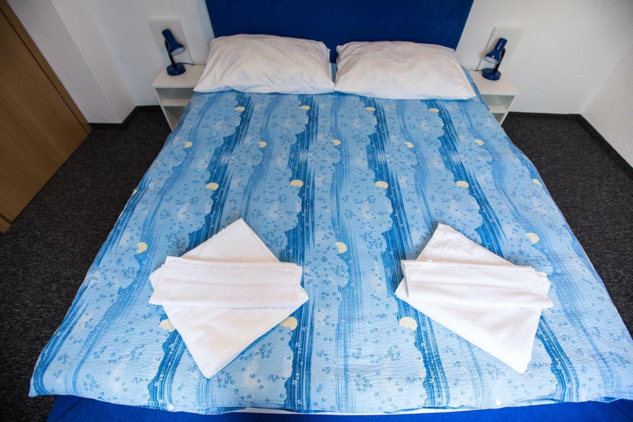 Asgard Guesthouse 乔希普多尔 外观 照片