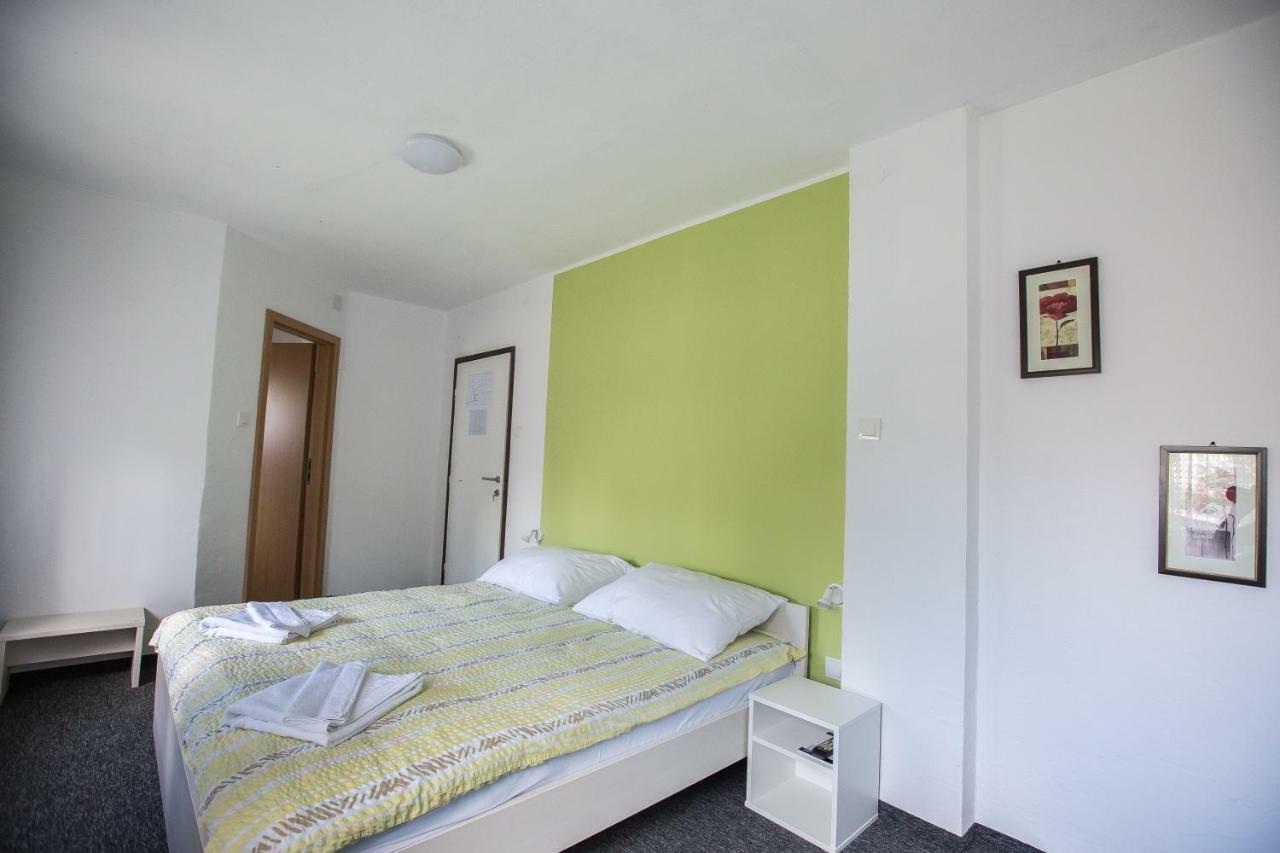 Asgard Guesthouse 乔希普多尔 外观 照片